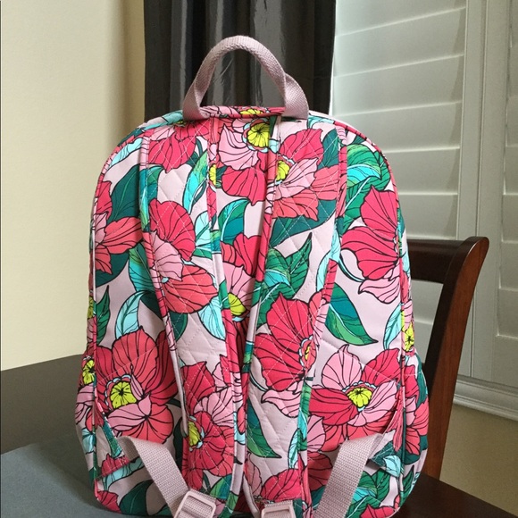 NWT VERA BRADLEY CAMPUS BACKPACK - Picture 2 of 4